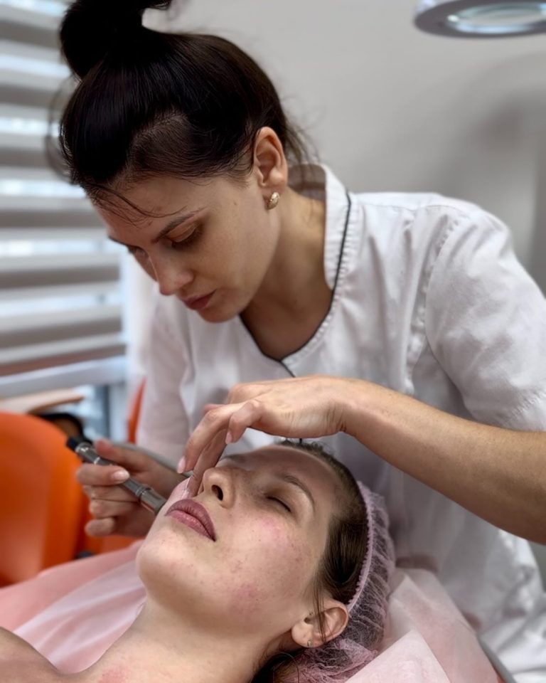 הסרת איפור קבוע בלייזר – פתרון לאיפור כושל